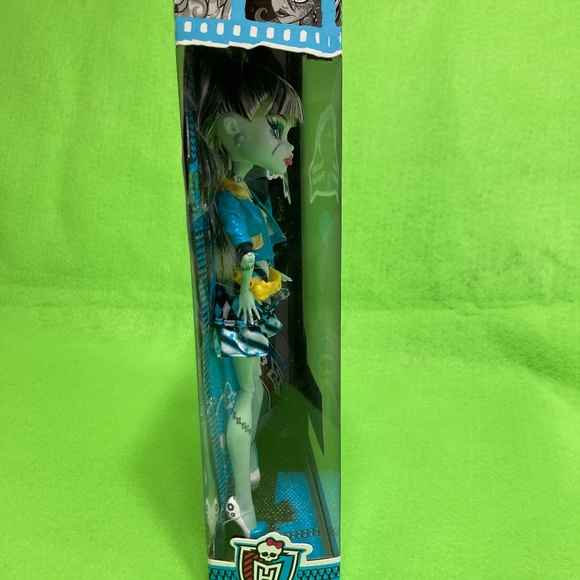 Vintage Mattel Monster High Picture Day Frankie Stein Fashion Doll 2012 … - Picture 4 of 8
